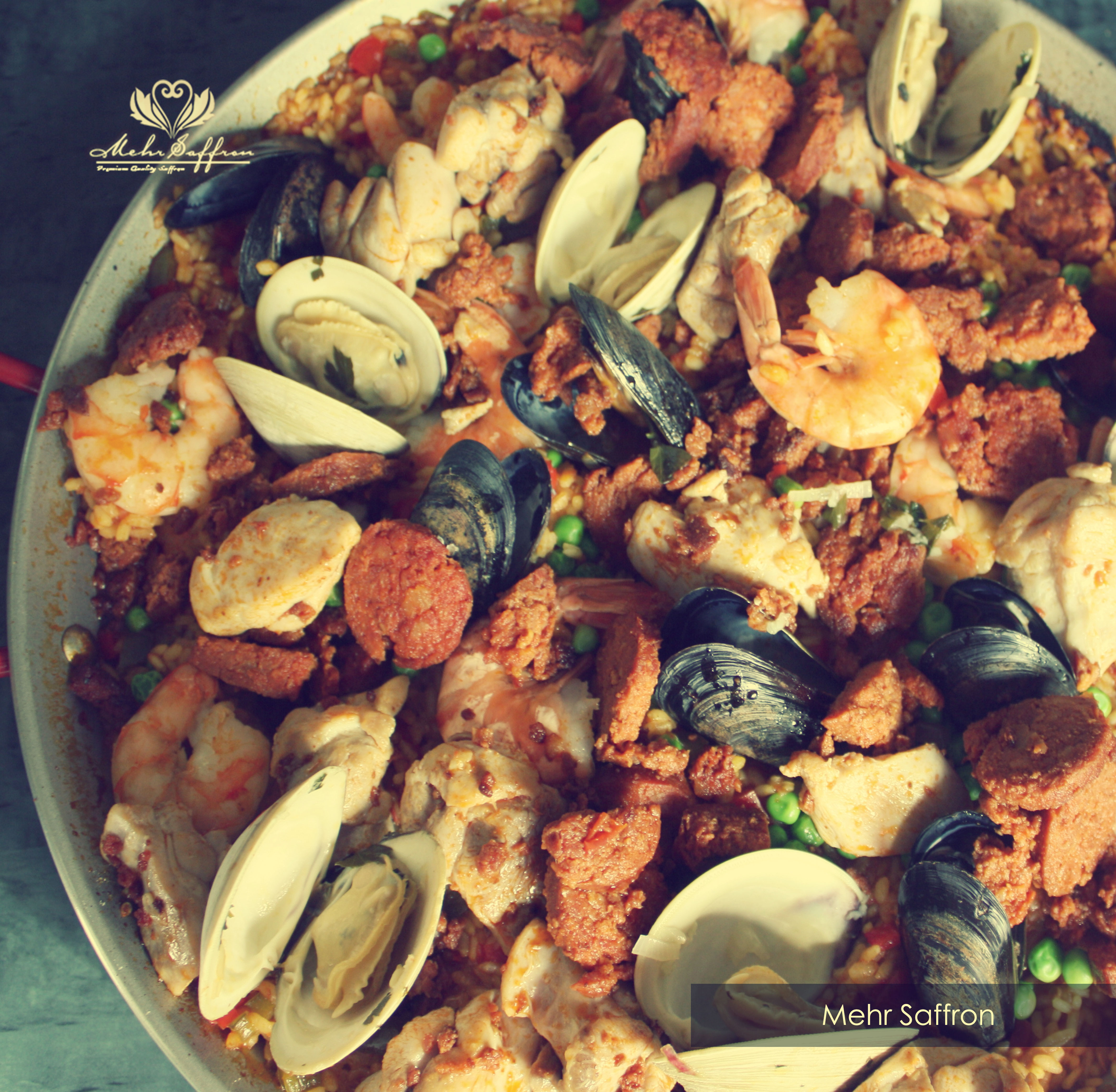Quick Paella with Mussels and Shrimps - Mehr Saffron